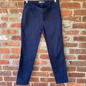 Old Navy Pixie Chino Pants